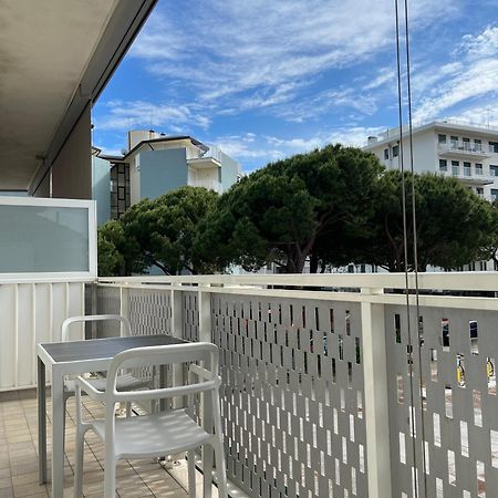 Appartamenti Aquamarina Lido di Jesolo Kültér fotó