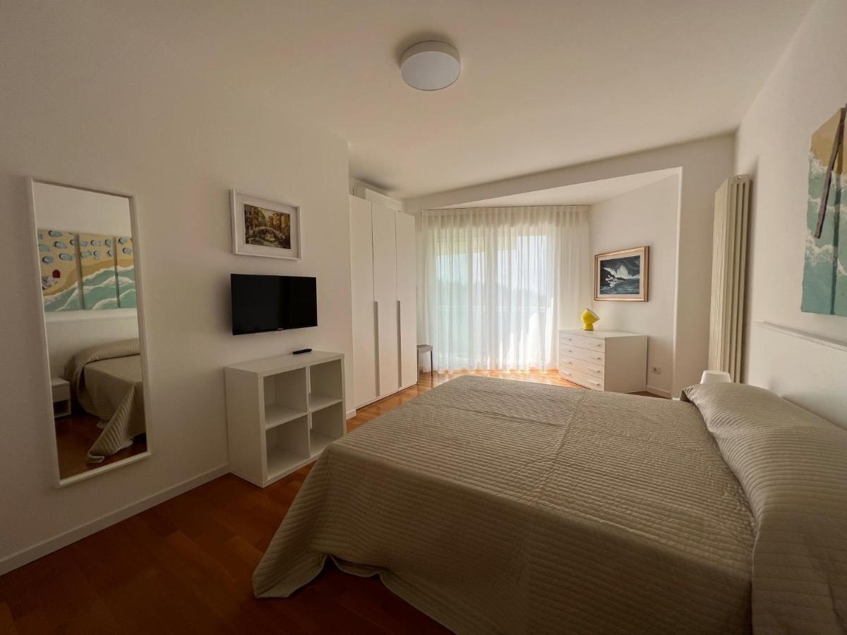 Appartamenti Aquamarina Lido di Jesolo Kültér fotó